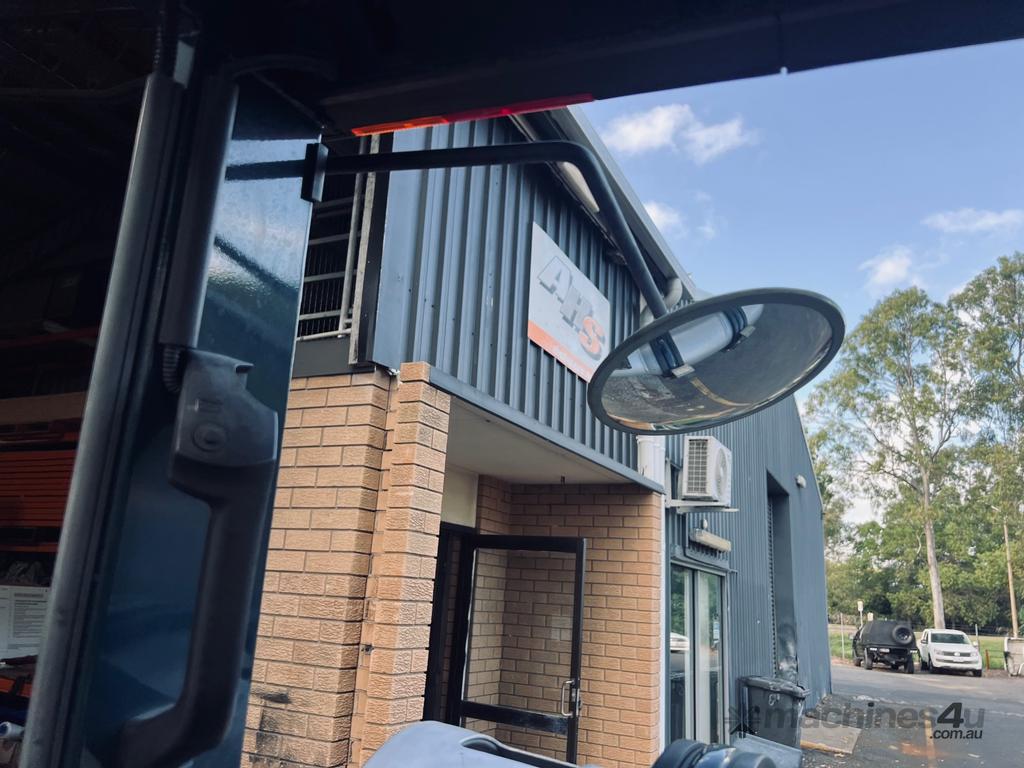Low Hour Compact Toyota Forklift